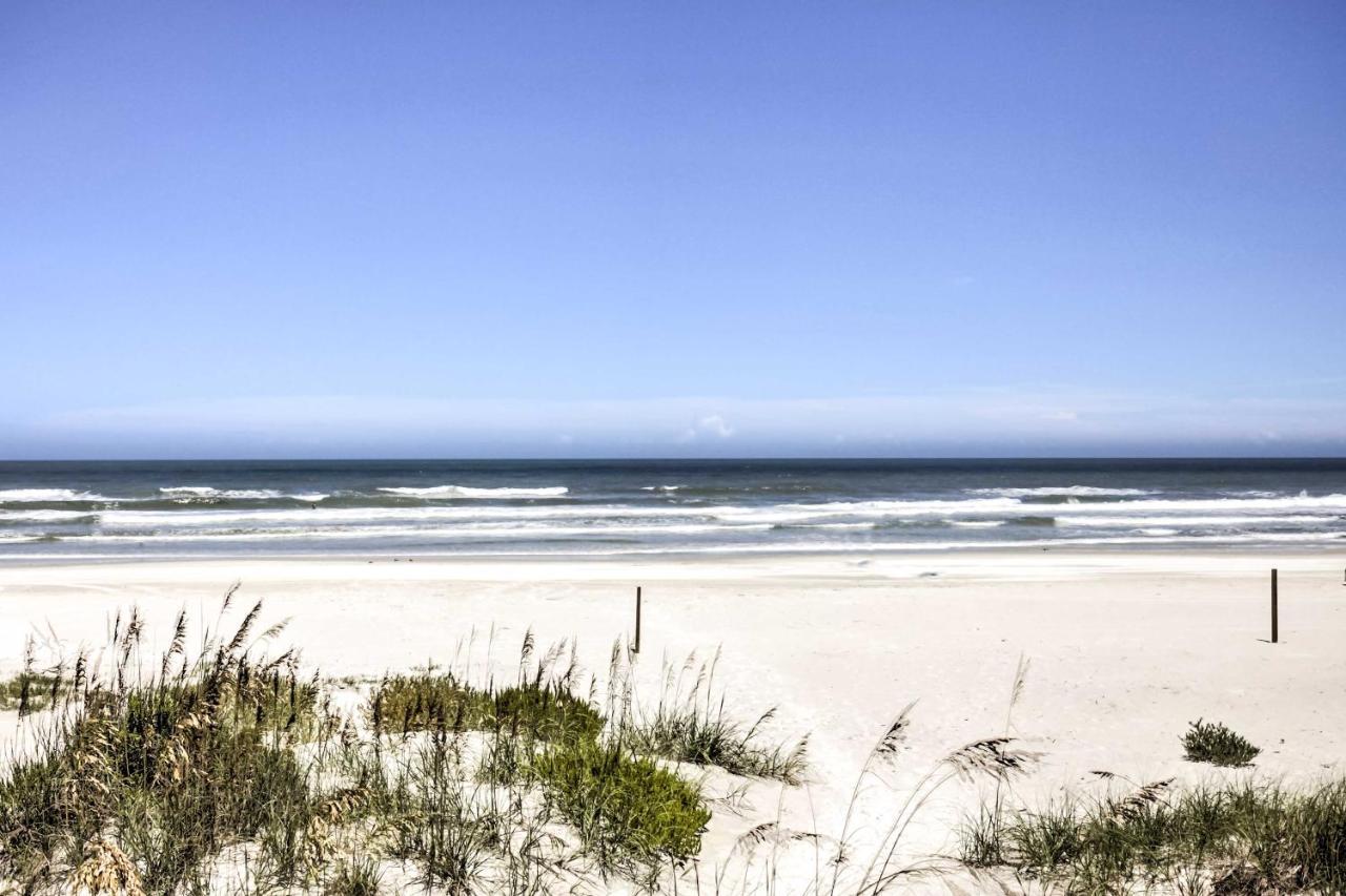 New Smyrna Beach Abode With Fire Pit, Walk To Beach! Екстериор снимка